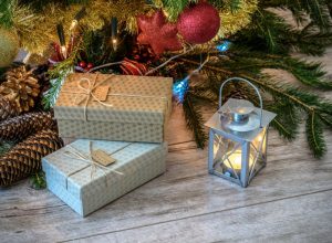 Jak pomóc Mikołajowi – pakujmy prezenty